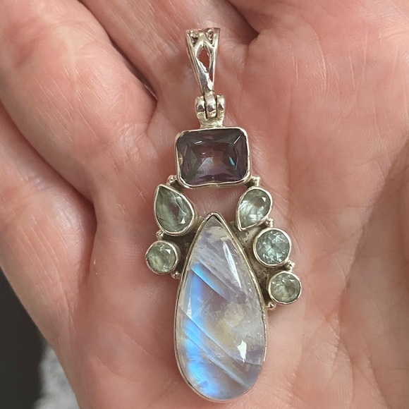 Gorgeous rainbow moonstone garnet and quartz sterling pendant - Picture 1 of 6